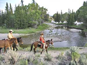 Rocky Mountain National Rendezvous horse riding photo